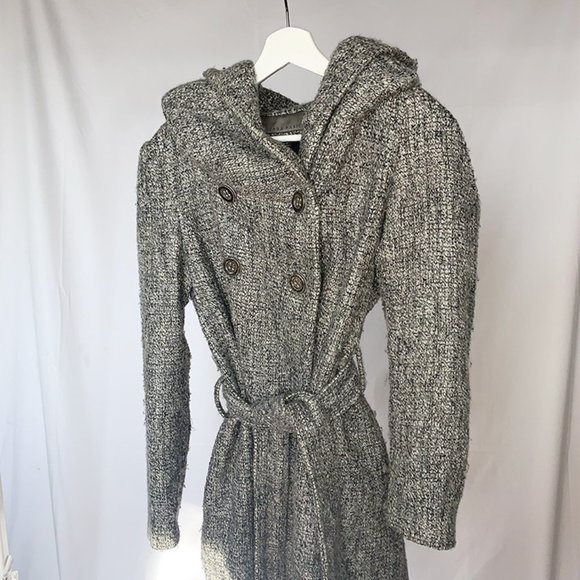 Zara Coat - Picture 1 of 6